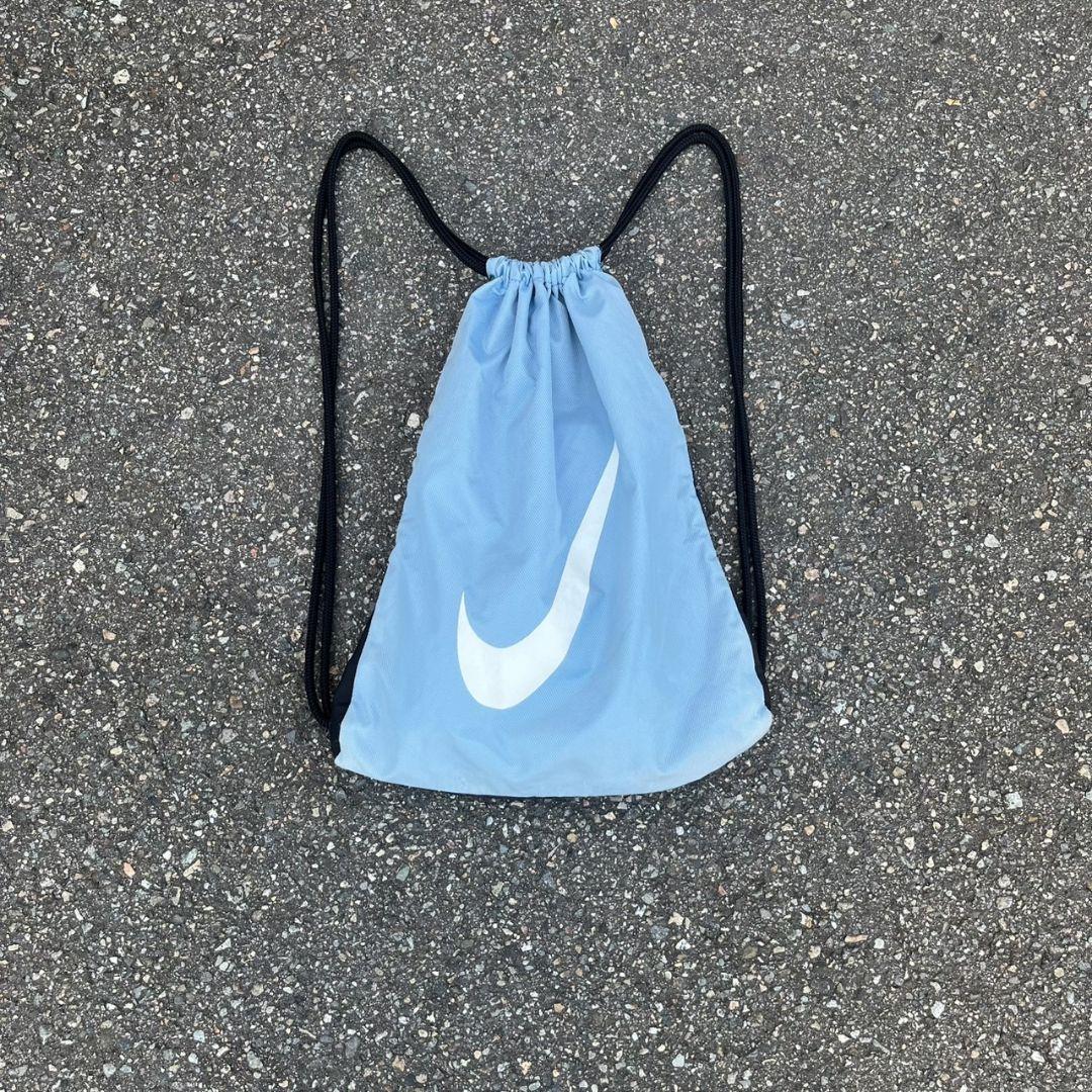 Nike ナップザック y2k y2k NIKE ナップサック ブラック - メルカリ