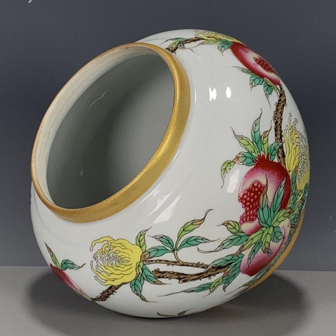 パステル寿桃石榴紋蓋缶  茶筒  陶磁器 装飾品 現代工芸品  美術品 置物