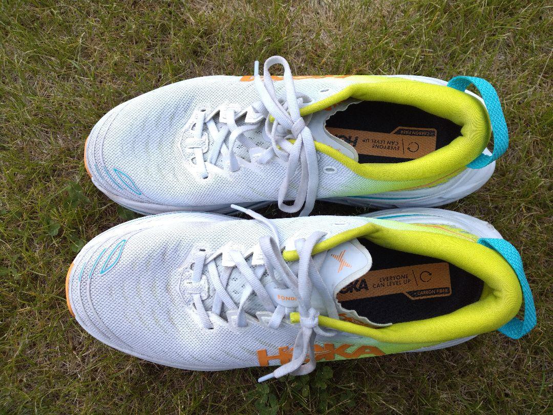 ★HOKAONEONE BONDIX カーボンランニングシューズ 26.5cm★