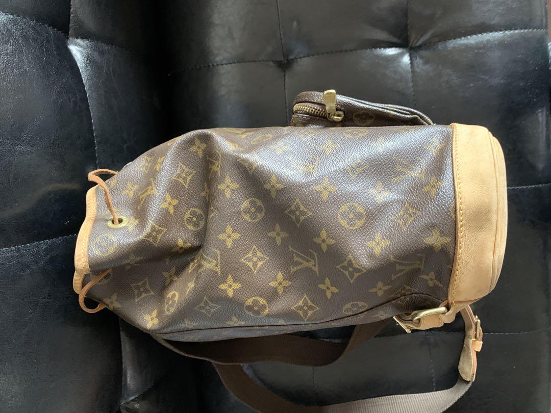 美品　正規品　 ルイヴィトン モンスリGM リュックバック　シリアルあり