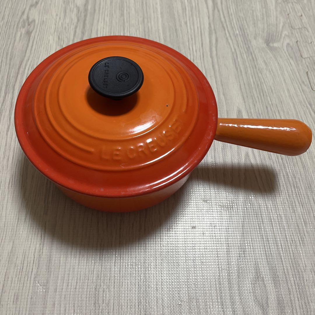 LE CREUSET オレンジ 片手鍋 - メルカリ