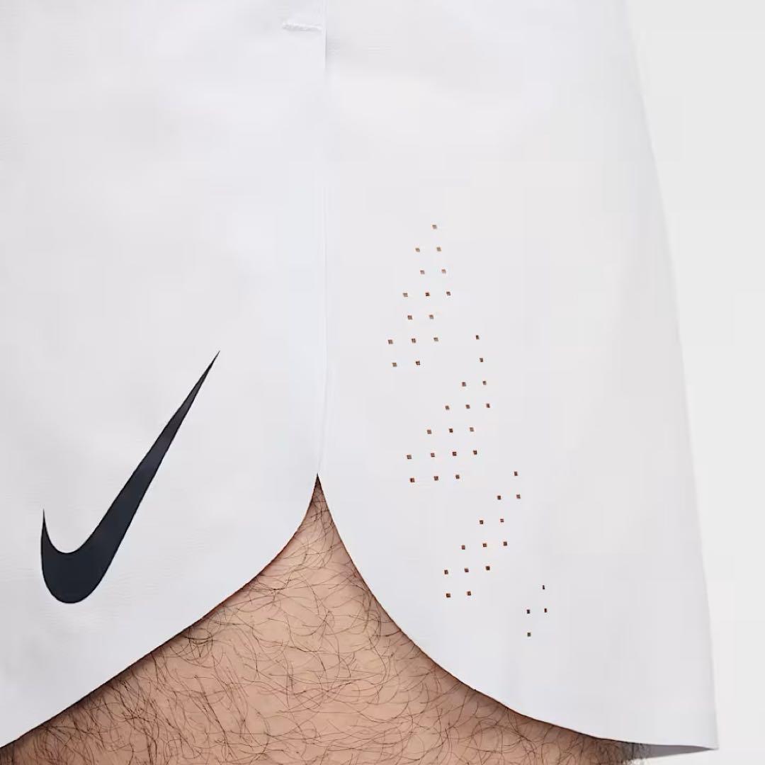 【新品未使用】 NIKEナイキ エアロスイフト メンズランニングショートパンツ