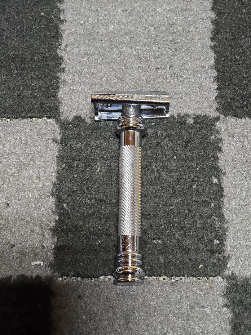 美品 両刃カミソリ Merkur 39C
