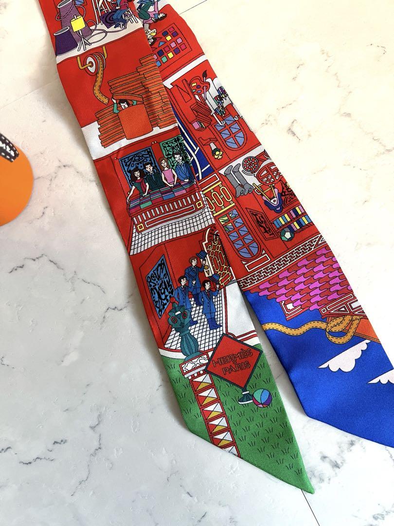 HERMES エルメス ツイリー アートデザイン 赤 青 緑