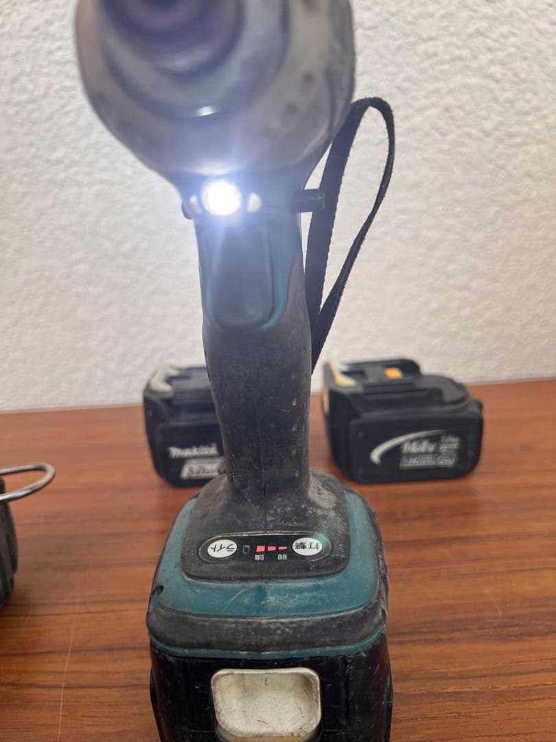 インパクトドライバー