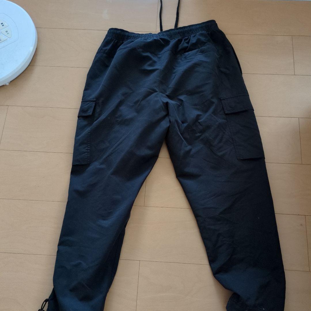 超極太 NIKE OVERSIZED FIT Lサイズ ブラックカーゴパンツ NIKE Men's Woven Oversized Pants HM7158 010 - Shiekh