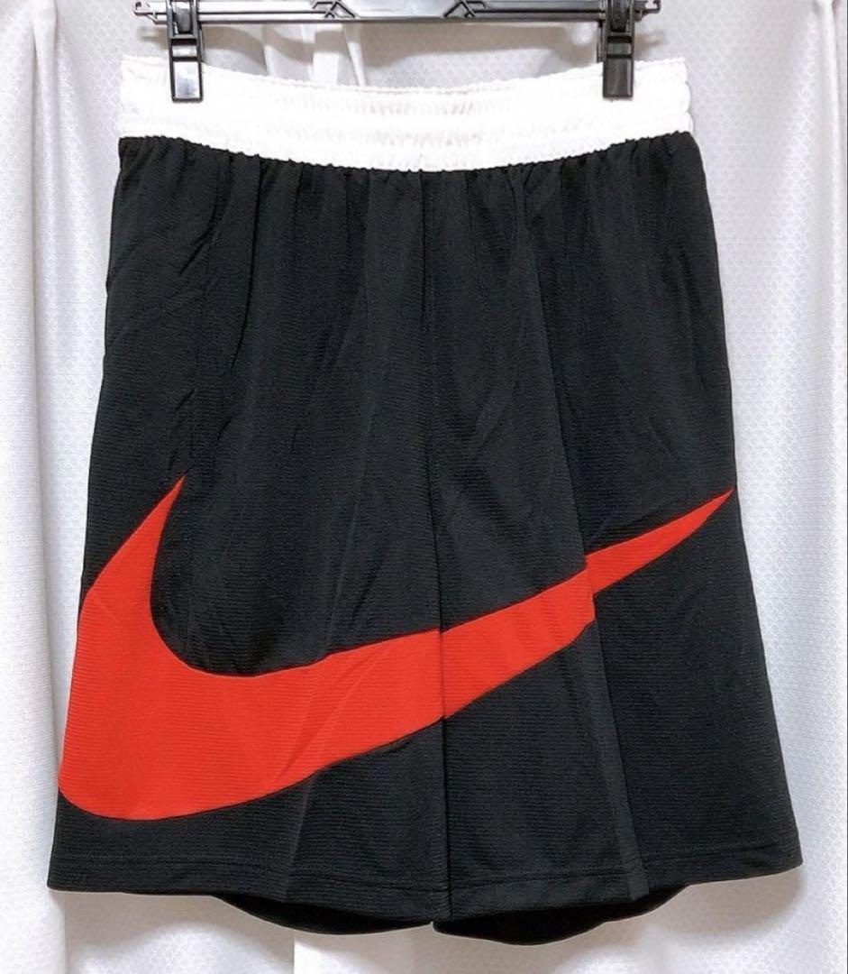 新品タグ付き◎送料込み/匿名配送◎ NIKE ハーフパンツ　XLサイズ