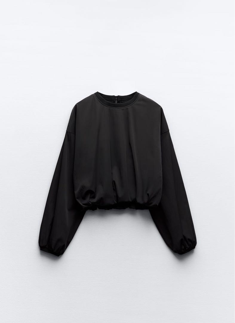 【美品】ZARA リブパフトップス　ショート丈トップス