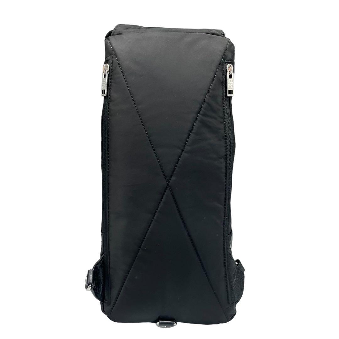 美品✨DIESEL ディーゼル ボディバッグ ショルダーバッグ 本革