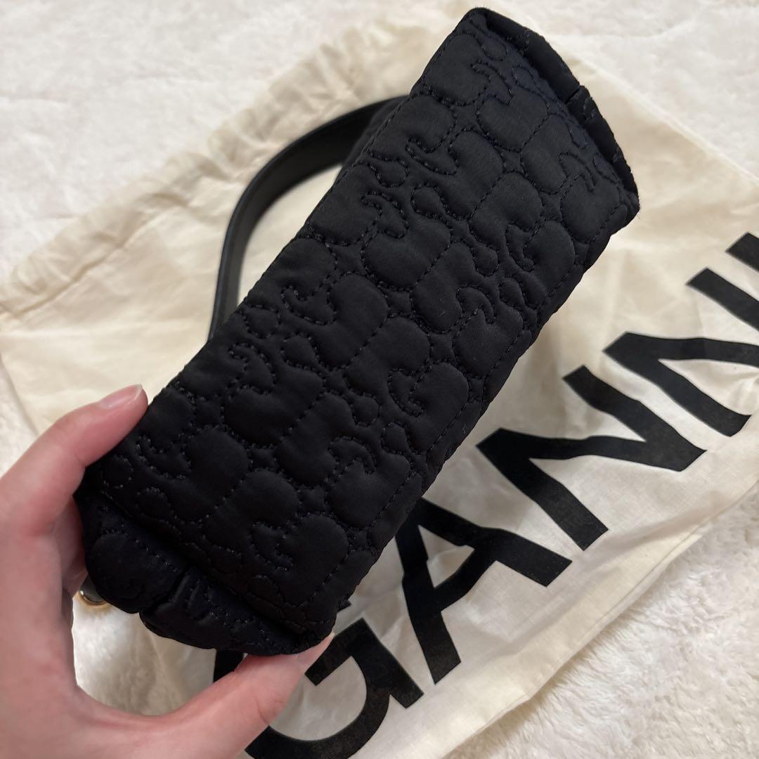 GANNI BUTTERFLY SMALL POUCH SATINハンドバッグ