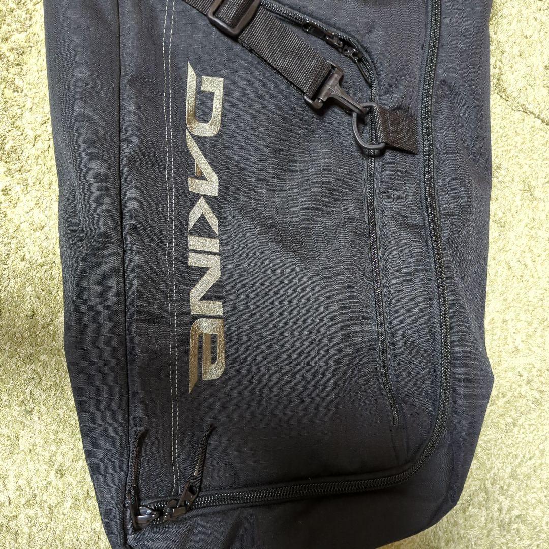 スノーボードバッグ サイズ157cm スノーボード ブランドDAKINE DAKINE ダカイン TOUR SNOWBOARD BAG 157cm 165cm スノーボード