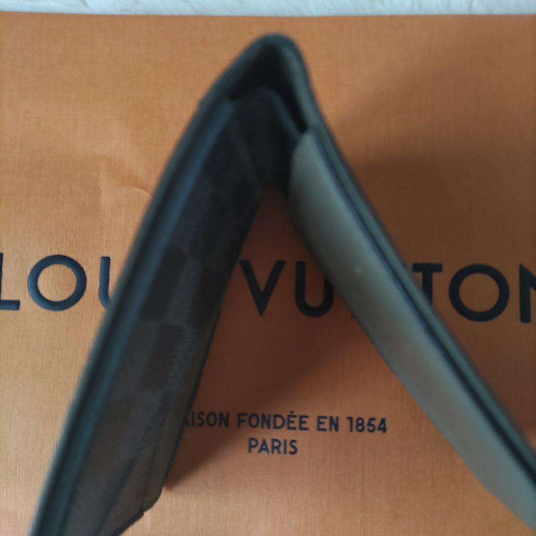 LOUIS VUITTON ダミエ・グラフィット 二つ折り財布