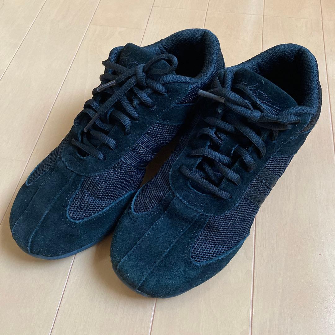 ダンス　シューズ　スニーカー　黒