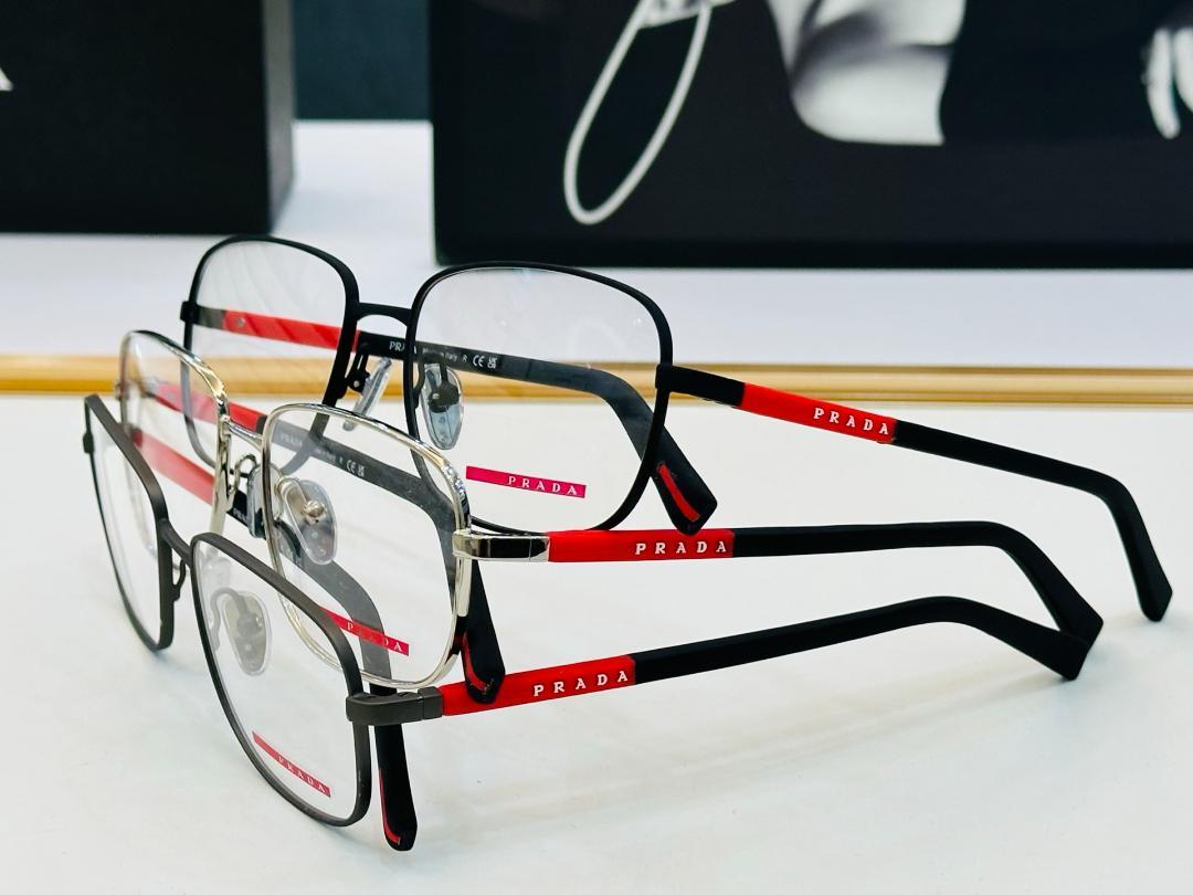 PRADA スクエアフレーム メガネ
