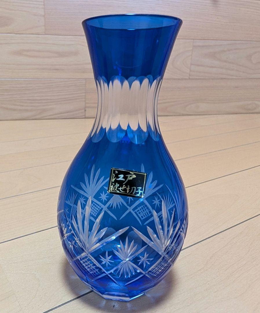 昭和レトロ　アンティーク　手作りガラス　切子の灰皿　切子青被せ Amazon.co.jp: レトロ切子 ガラス 灰皿 : ファッション