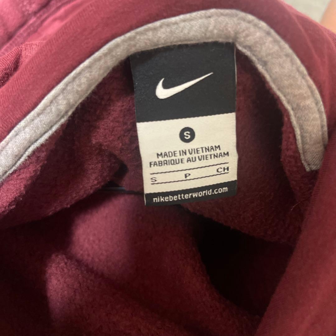 NIKE 90s センターロゴパーカーtravis