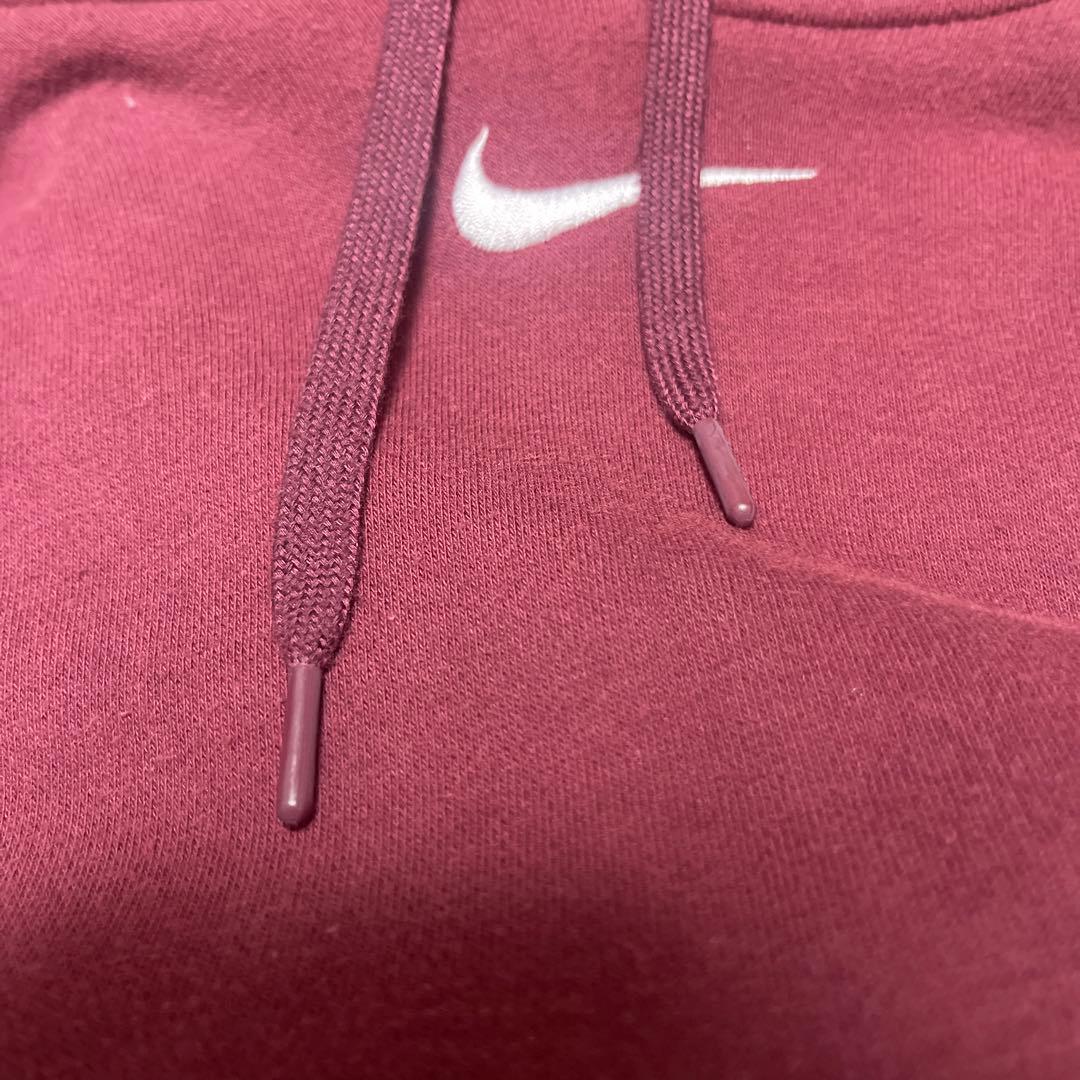 NIKE 90s センターロゴパーカーtravis