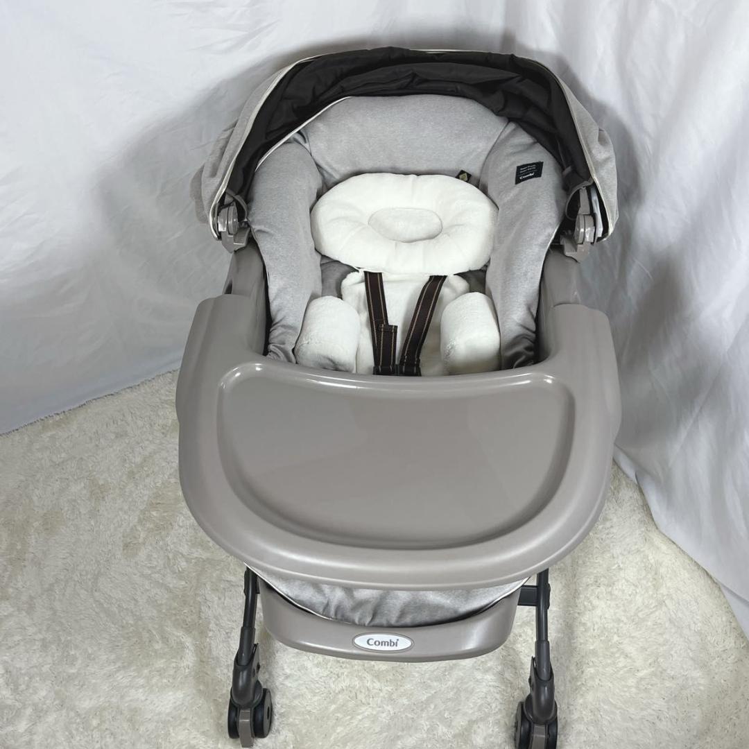 ✨ホームクリーニング済み✨ コンビ　ネムリラ AUTO SWING BEDi