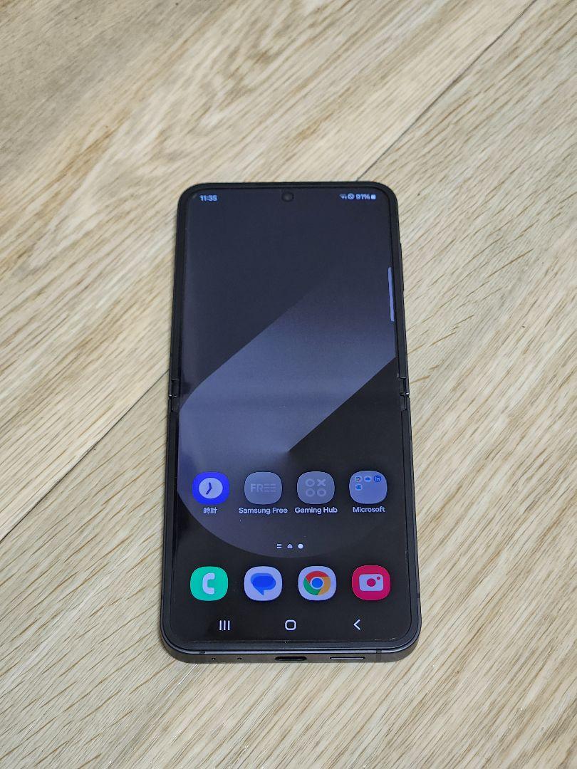 Galaxy Z flip 6 国内版256GB クラフテッドブラック限定カラー