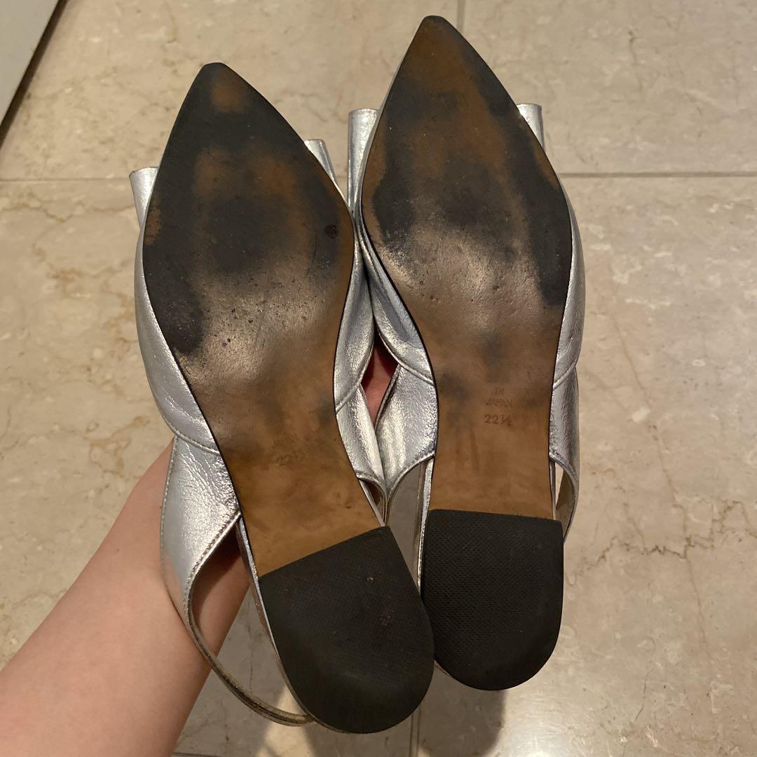 OHGA BIG RIBBON PUMPS シルバー 22.5センチ - メルカリ