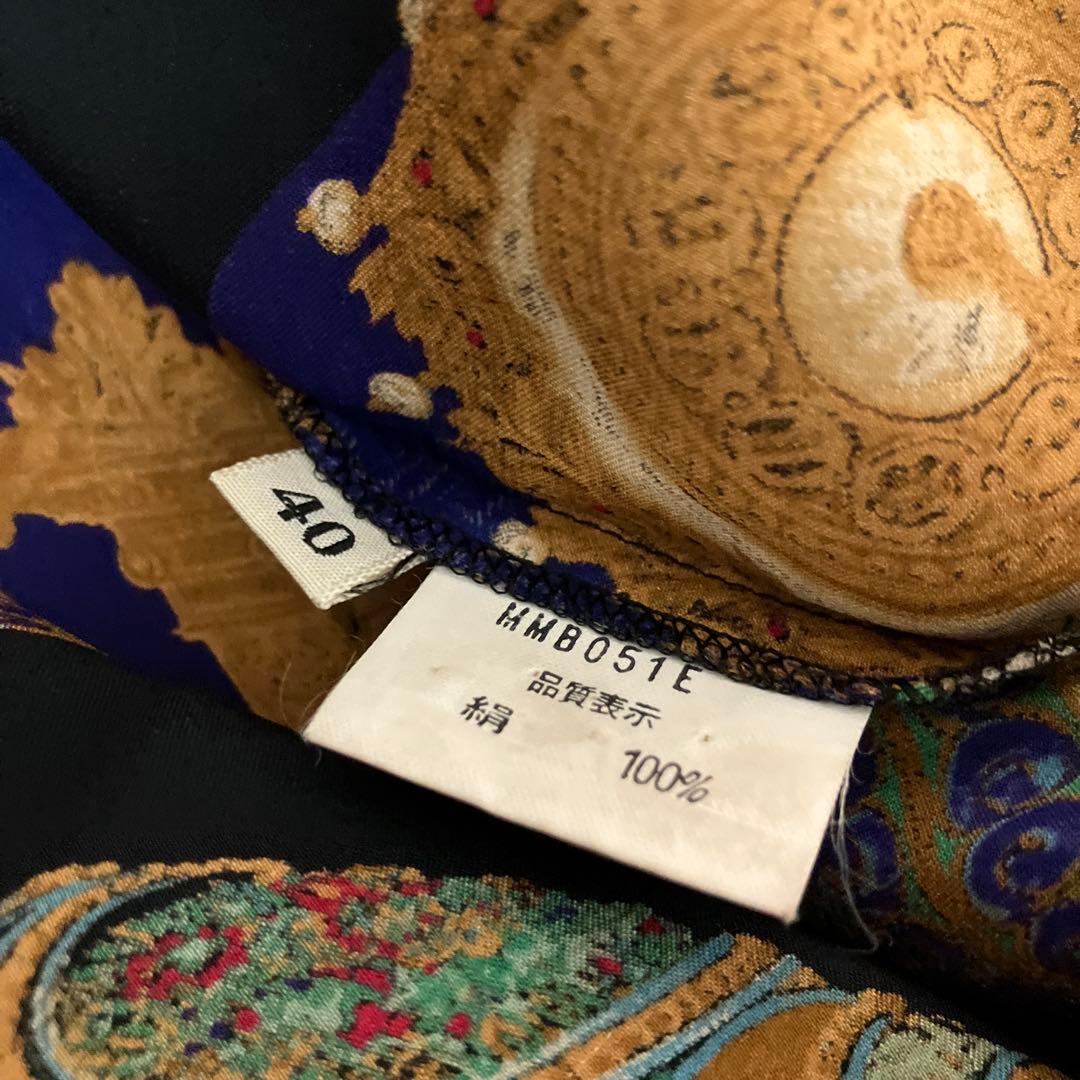 MARLENEDAM 金ボタンシルク100%さん　ノーカラー　総柄シャツ