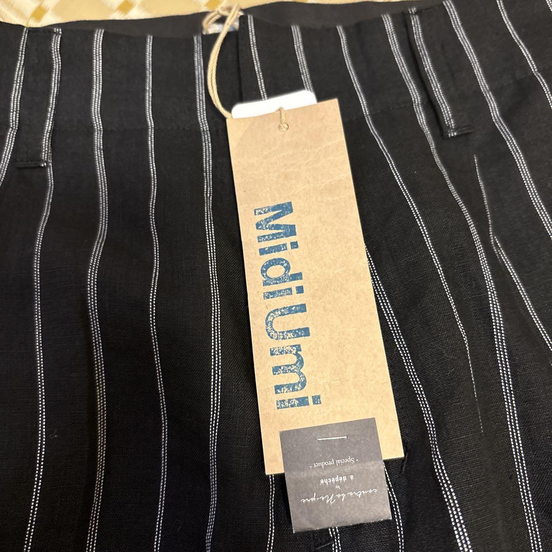 新品未使用タグ付きミディウミMIDIUMI パンツ 黒白ストライプ