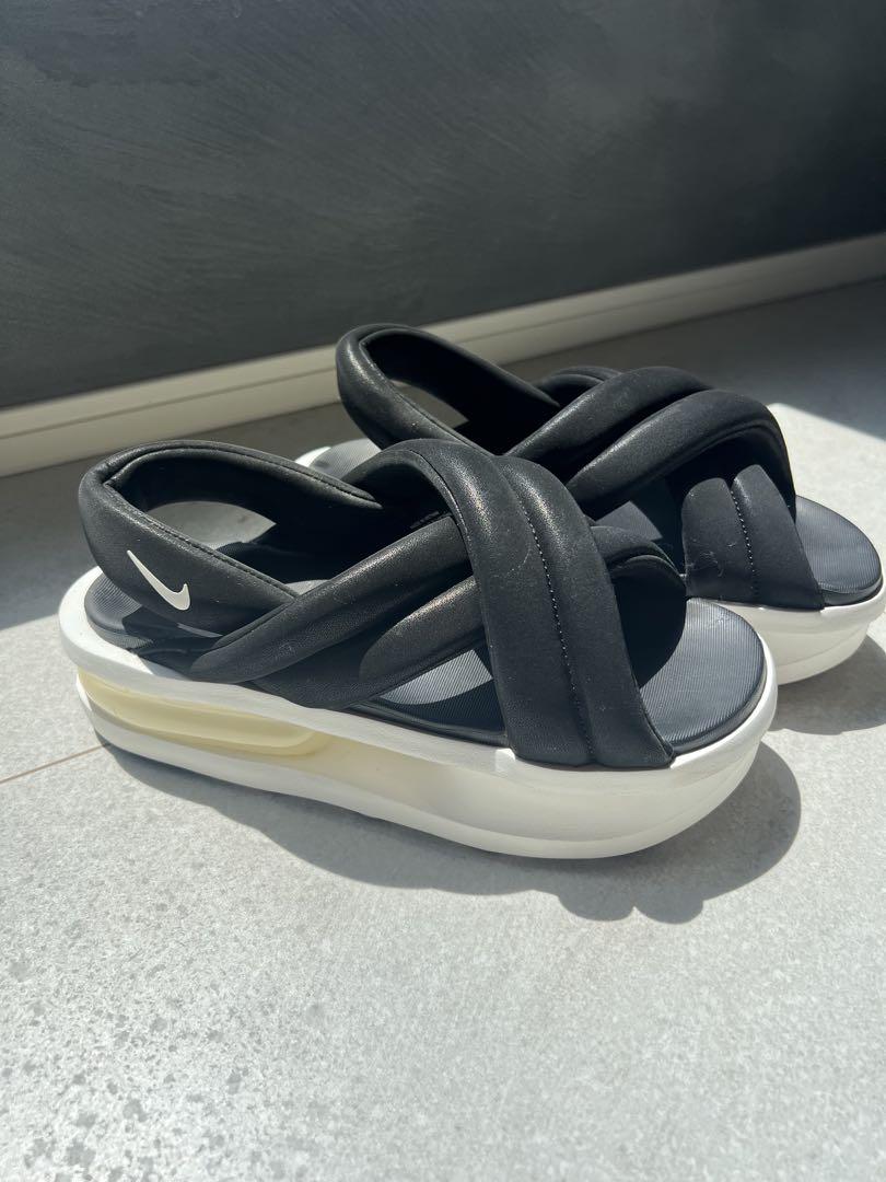 Nike エアマックス　アイラ　23センチ
