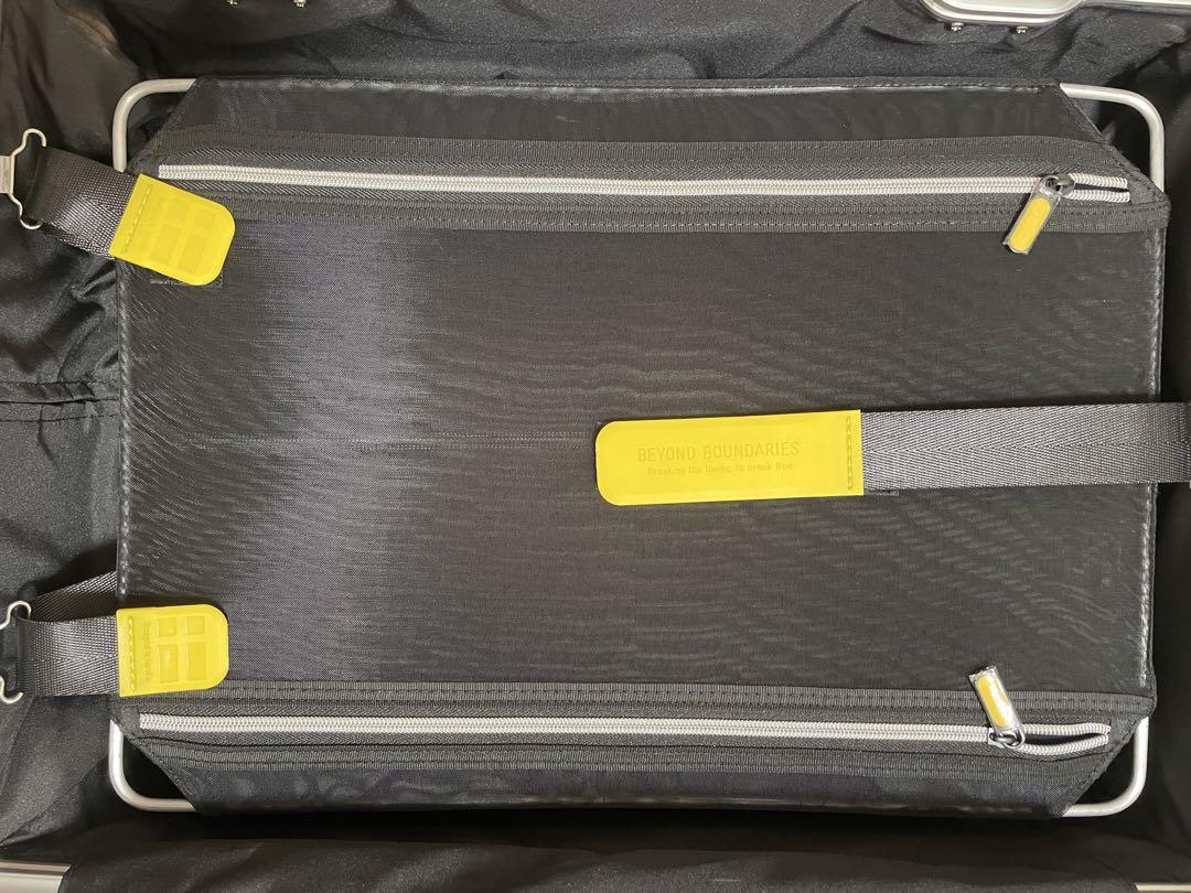 美品　innovator イノベーター アルミ スーツケース　36L