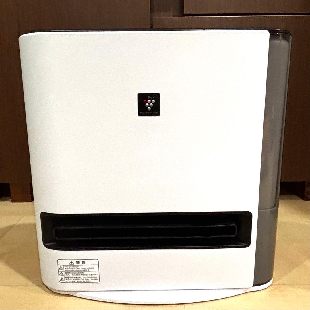 【極美品】 シャープ 加湿セラミックファンヒーター HX-PK12-W 【極美品】 シャープ 加湿セラミックファンヒーター HX-PK12-W