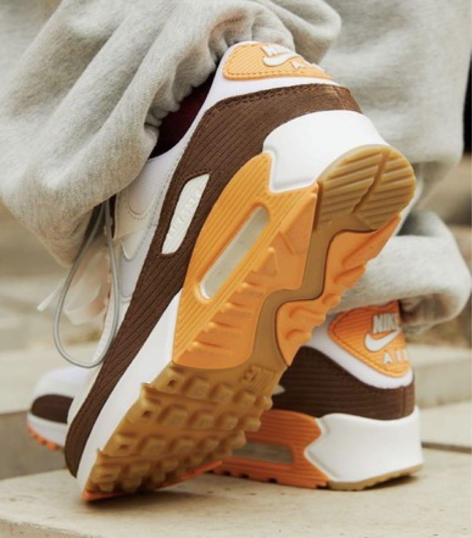 NIKE】AIR MAX 90 SE ホワイト×ブラウン コーデュロイ - メルカリ