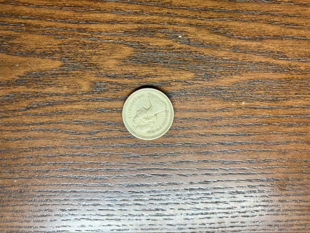イギリス　ポンド　旧紙幣、硬貨1枚