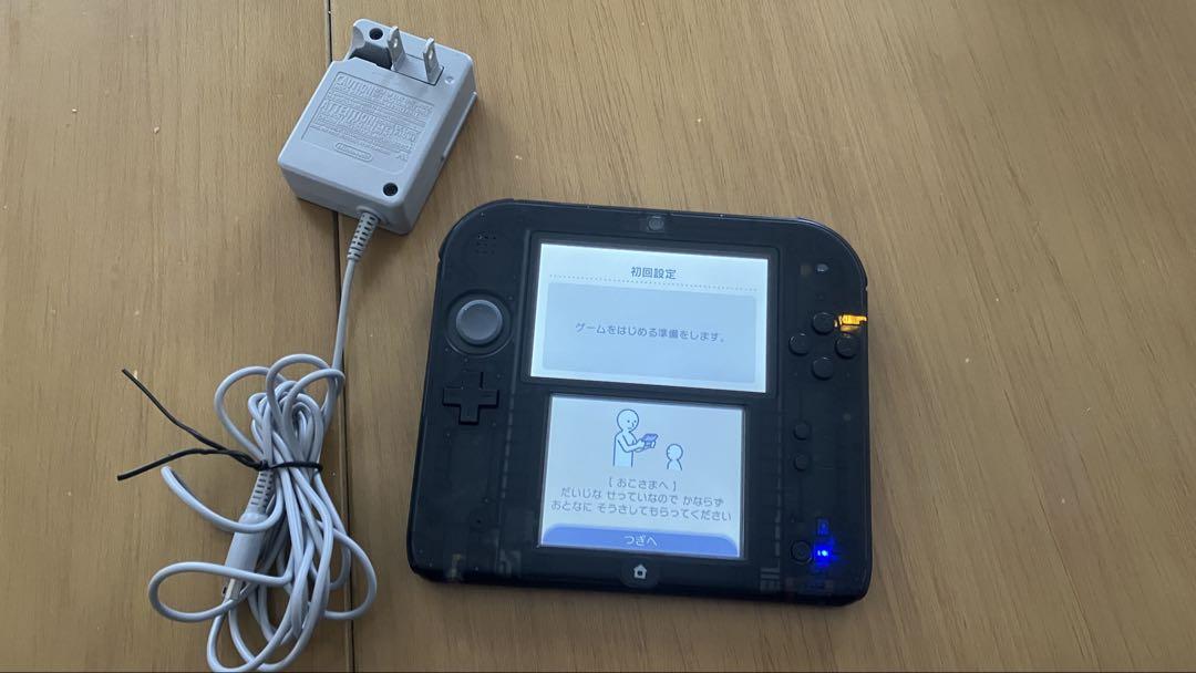 【美品、動作確認済み、初期化済み】任天堂 ニンテンドー2DS クリアブラック