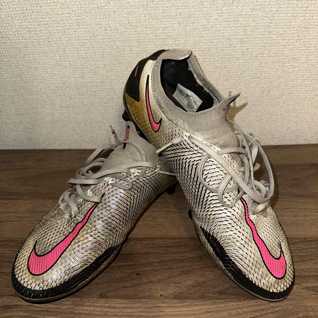 Nike ファントムGTサッカーシューズ ハイカット シルバー/ピンク