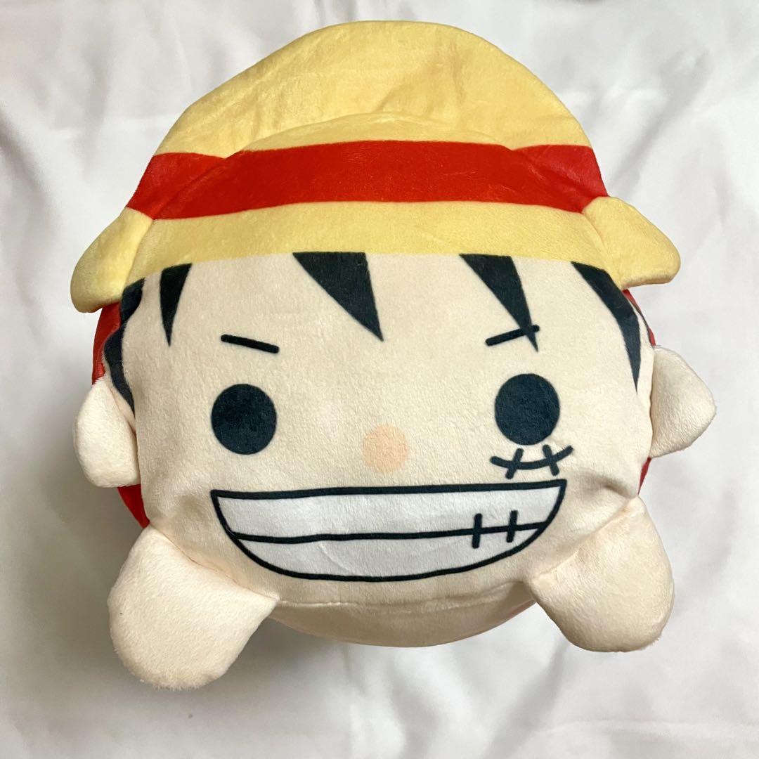 ルフィ　ぬいぐるみ　しまむら　枕　FILM RED めちゃでかぬいぐるみ