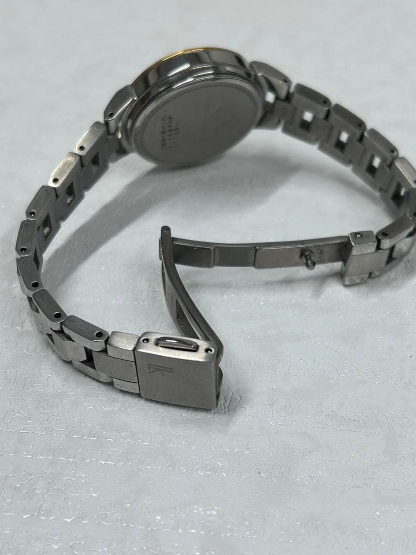 SEIKO ルキア、ソーラ電波腕時計 SEIKO ルキア、ソーラ電波腕時計