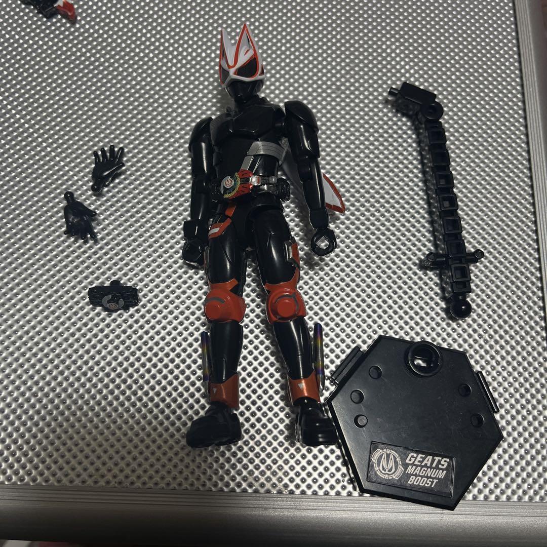 装動 仮面ライダー ギーツ 3体 マグナムブースト エントリー