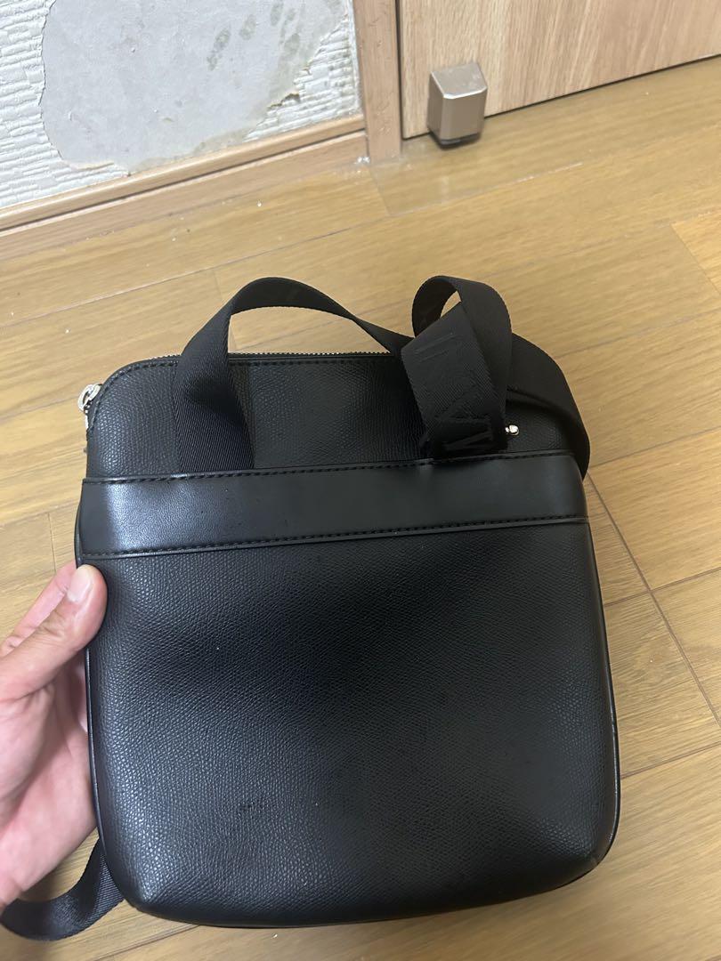Emporio Armani ブラックショルダーバッグ