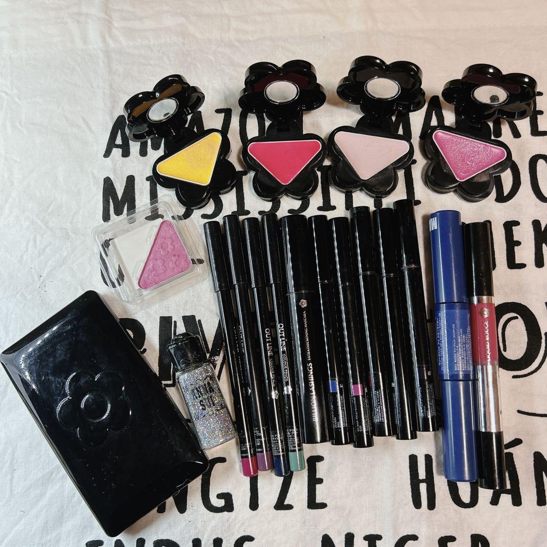 MARY QUANT アイシャドウセット売り・プレゼント用セット品お付けします ZOZOTOWN限定』アイオープナー059 スペシャルセット（コスメ