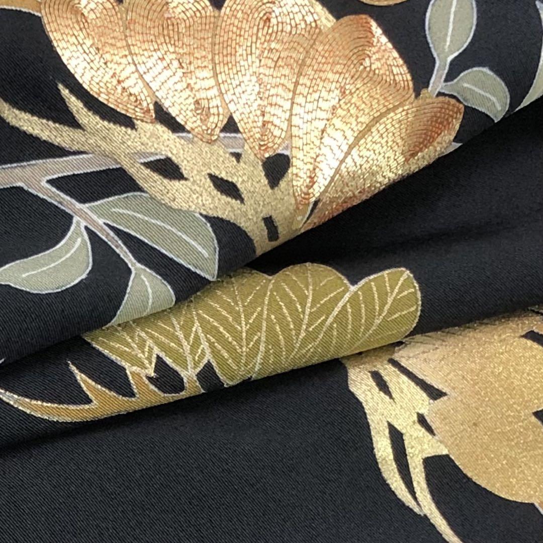MK-1552 黒留袖 松の木模様 金駒刺繍 金彩 黒色 - メルカリ