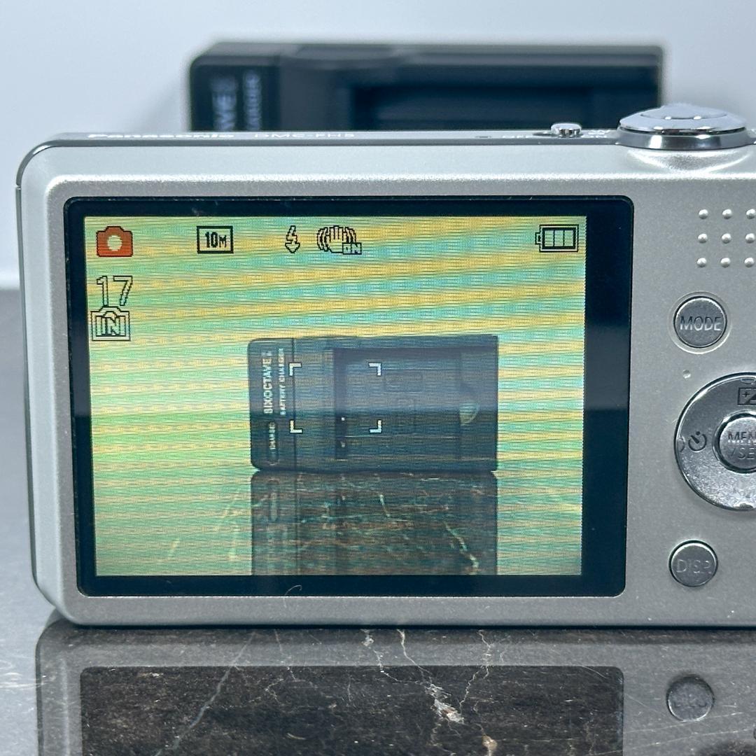 【美品】Panasonic LUMIX DMC-FH5　シルバー②