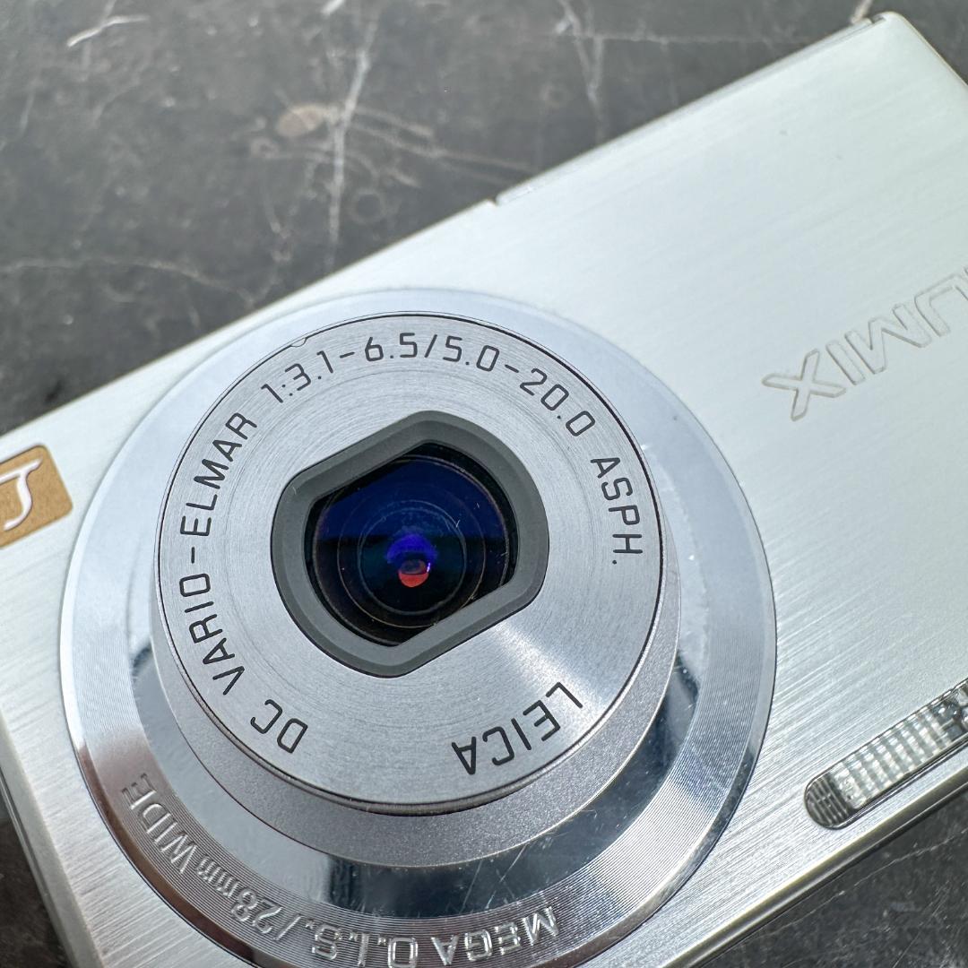 【美品】Panasonic LUMIX DMC-FH5　シルバー②