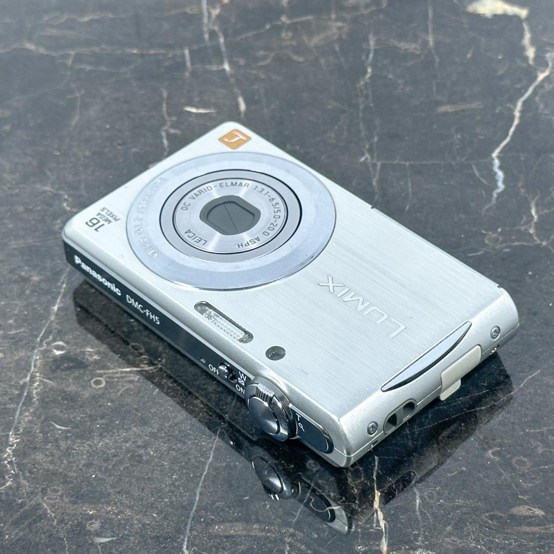 【美品】Panasonic LUMIX DMC-FH5　シルバー②