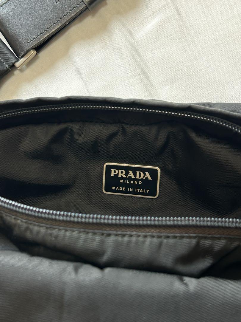 バッグ 90s prada nylon shoulder bag BLACK