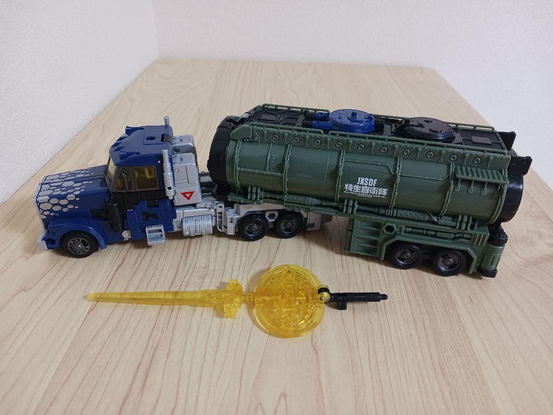 トランスフォーマー ゴジラ コラボ オプティマス type 3式機龍