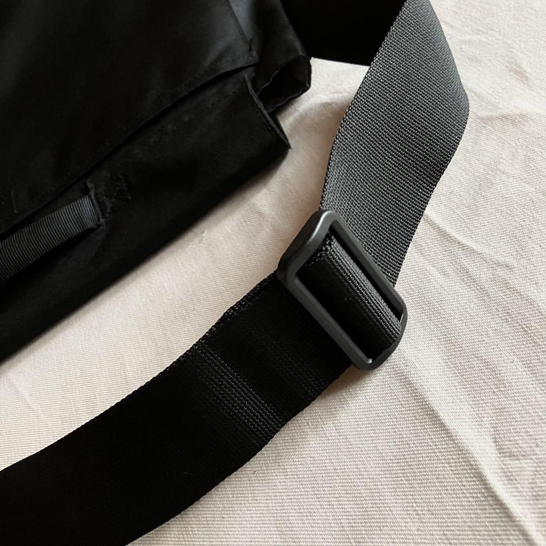 バッグ NIKE  y2k 00s shoulder bag messenger