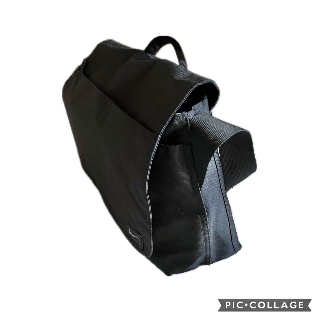 バッグ NIKE  y2k 00s shoulder bag messenger