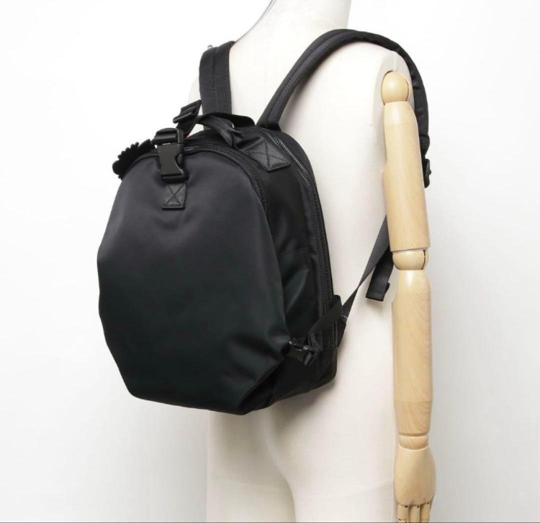 美品　オニツカタイガー バックパック 虎柄 A4可 黒　トラタグあり