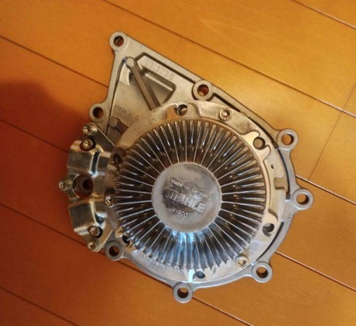 激安!!　三菱ふそうスーパーグレート6R20 ウォーターポンプ 新品未使用品!!