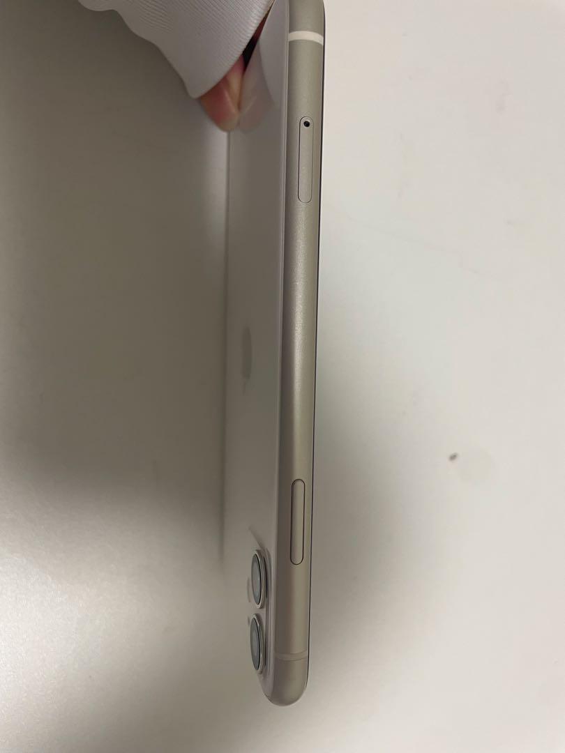 iPhone 11 ホワイト 本体 64GB SIMフリー