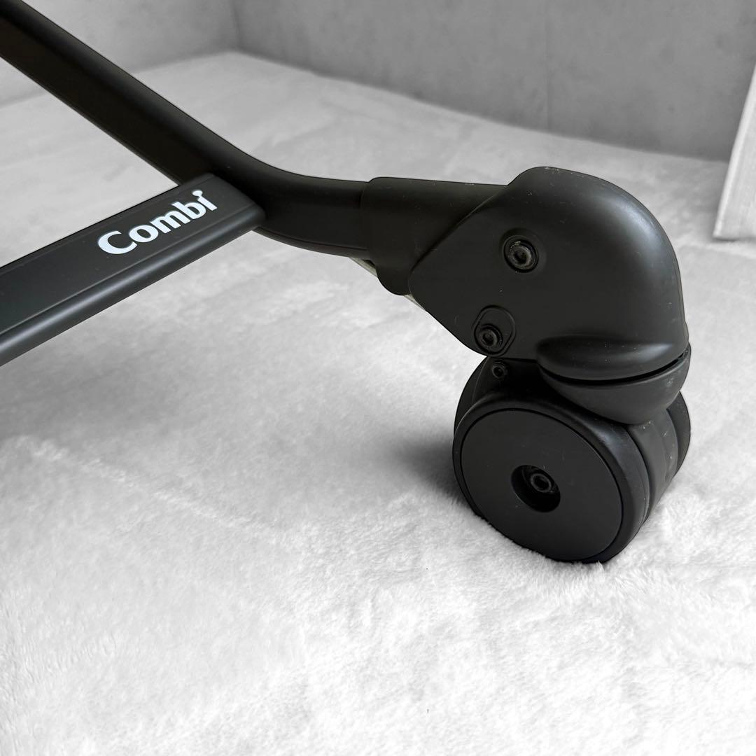 コンビ ネムリラ AUTO SWING BEDi Long スリープシェル EG